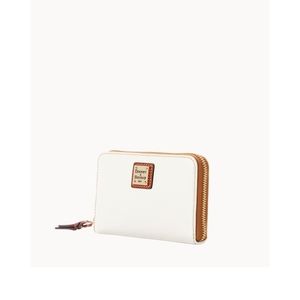 New Pebble Grain Medium Zip Around Wallet